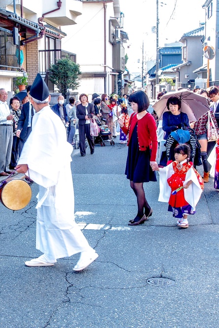 稚児行列の写真